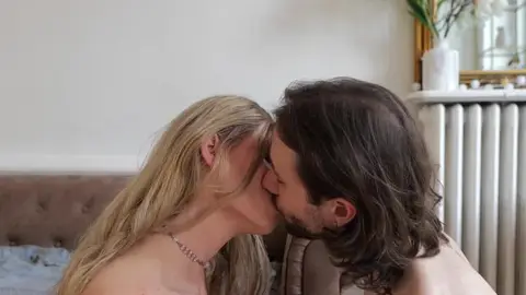 Cirilla Freya, Kern Ostrova – Sexe Anal Et Blowjob Teen Blonde