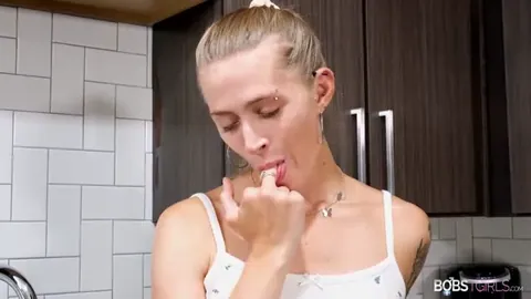 Variety Itsol si fa piacere da sola in cucina gratis XXX Porn – TransFap