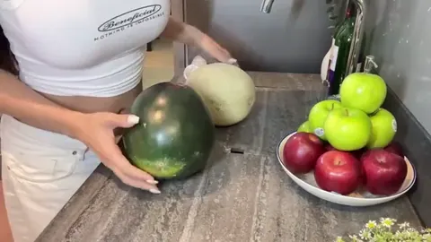 Yoshithunchanok Bizarre Solo Play In The Kitchen With Watermelon Free XXX Porn – TransFap