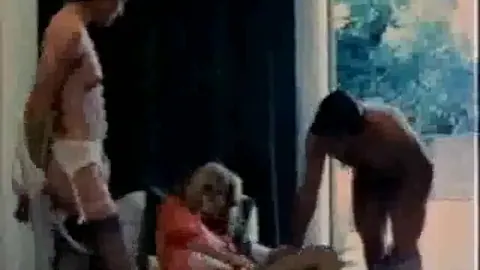 Die blonde Braut wird richtig durchgenommen – geil anzusehen