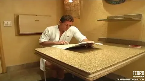 موسيقي شرجي من قبل shemale من الثدي grosse